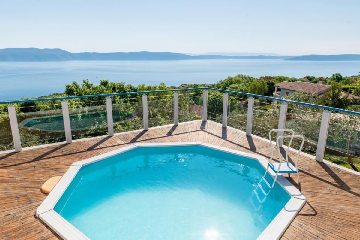 Crni In Crni - Haus Fuer 6 Personen Villa Лабин Екстериор снимка